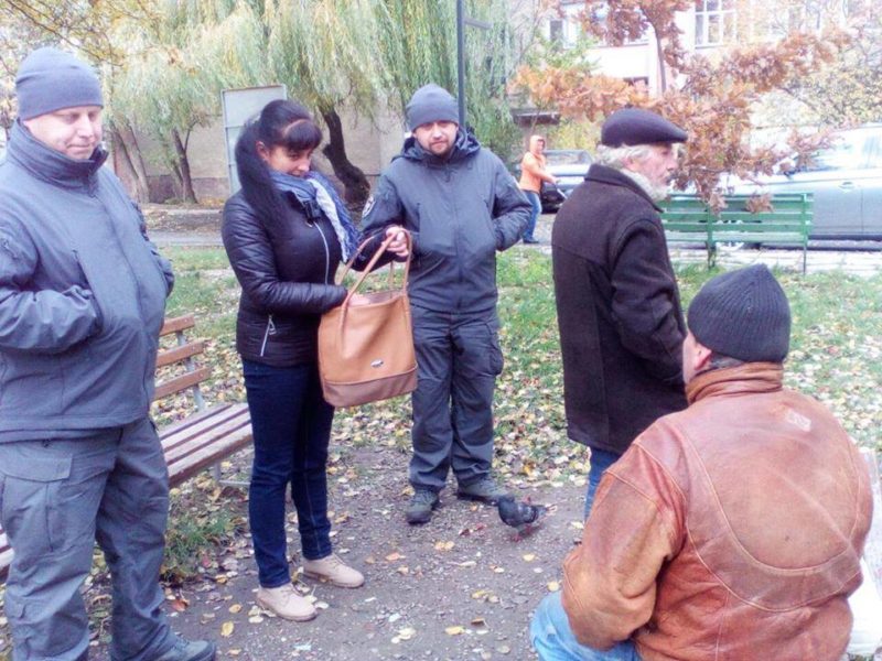 Муніципальні вартові розповіли, як спілкувалися з безхатьками (ФОТО)