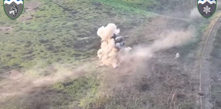 Зламали росіянам зуби. “Едельвейси” спалили три ворожих БМП та знищили багато піхоти (ВІДЕО БОЮ)