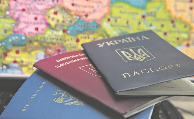 ВР прийняла закон про множинне громадянство: як голосували прикарпатські обранці