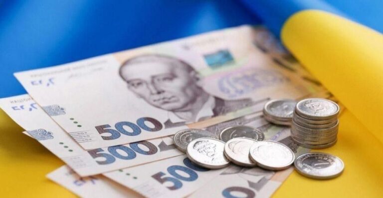 На Прикарпатті засудили чоловіка, який привласнив 83 тисячі гривень пенсійних виплат померлої матері