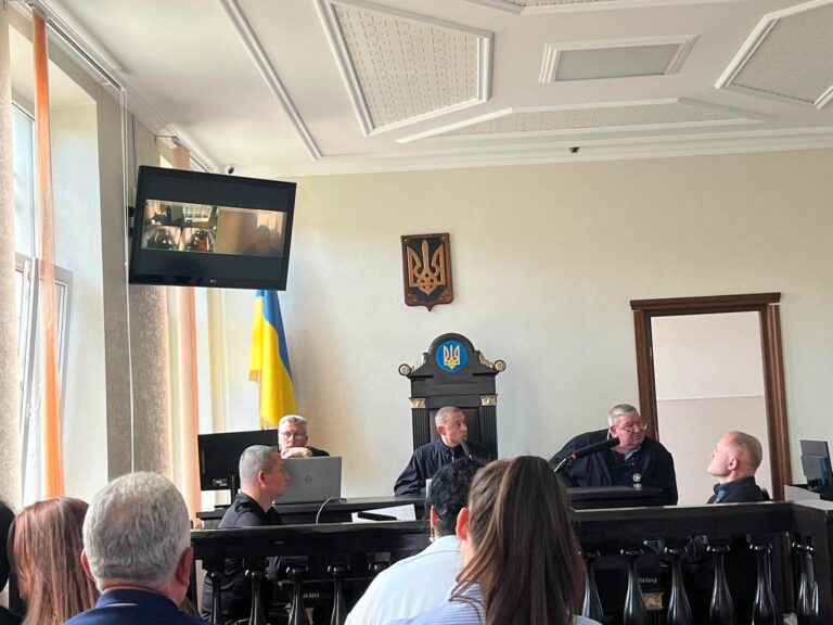 Просили заставу або домашній арешт: суд залишив під вартою франківського поліціянта, якого підозрюють у смертельній ДТП