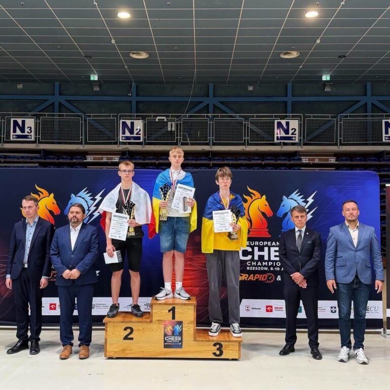 Юнак Максим Паньків з Франківська став чемпіоном Європи зі блискавичних шахів
