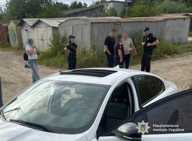 У Франківську суперечка через мотоцикл закінчилася різаниною (ФОТО)