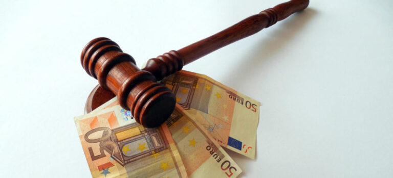 Поліція у Коломиї спіймала білорусів-фальшивомонетників