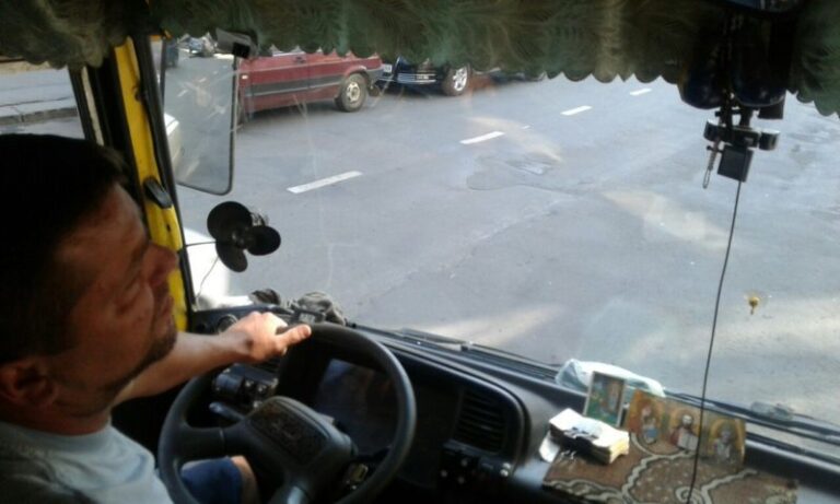 В Івано-Франківську водій маршрутки відмовився перевозити пенсіонерку (ФОТО)