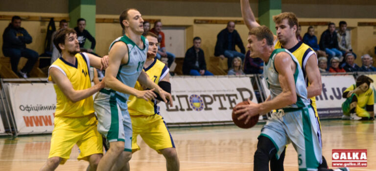 “Говерла” та “Політехніка” обмінялися перемогами у Івано-Франківську