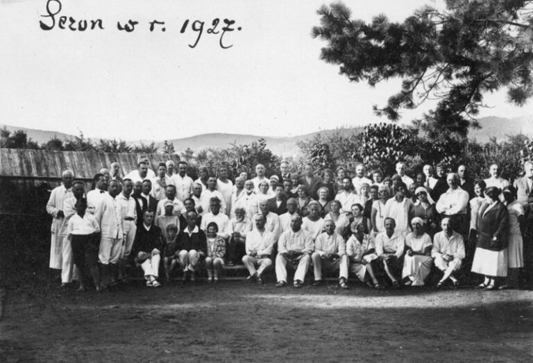 У мережі з’вилися ретро-світлини Косова та його жителів (ФОТО)