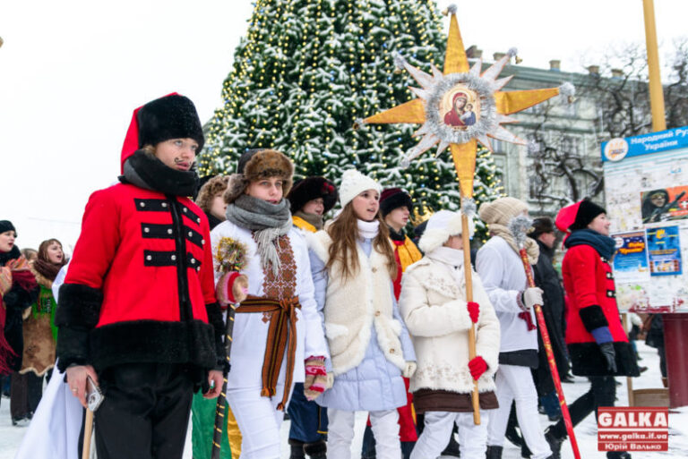 У мерії розповіли, як довго колядуватиме Івано-Франківськ