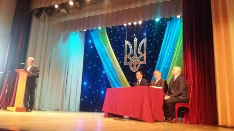 Голови трьох перших ОТГ області відзвітувати про рік роботи