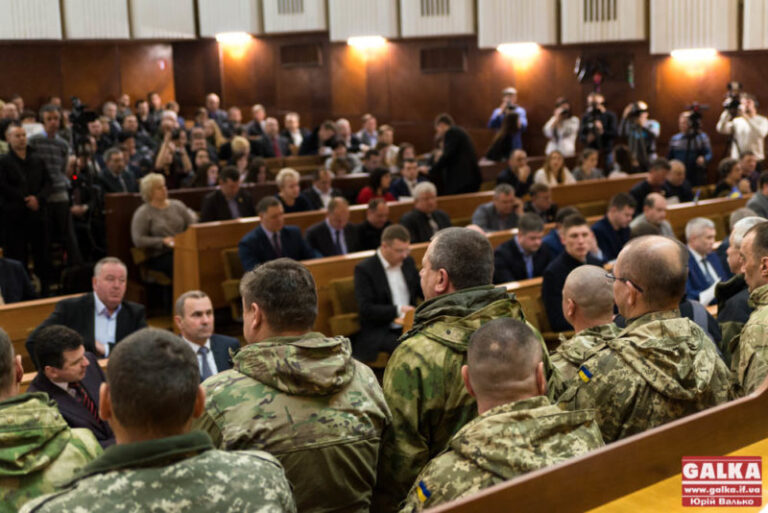 Обласні обранці вимагають в уряду визнати східні території України окупованими Росією