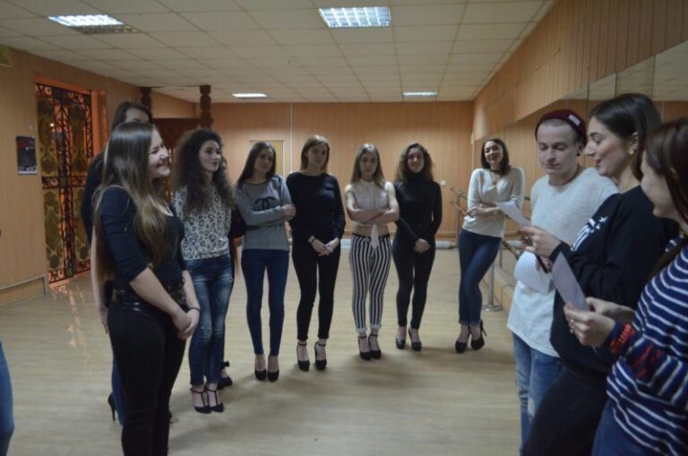 Десять красунь змагатимуться за титул “Міс Університету нафти і газу 2017” (ФОТО, ВІДЕО)