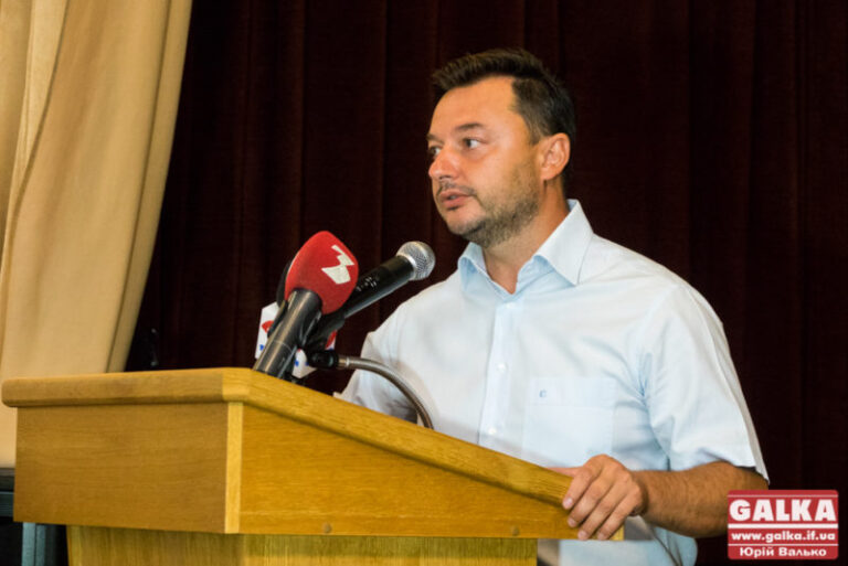 Непереобраний в Раду прикарпатський нардеп шукає логіку в гуцульських симпатіях