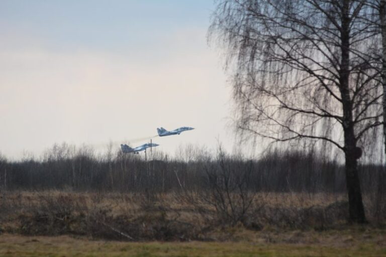 Як франківські пілоти відточували свої навички (ФОТО)