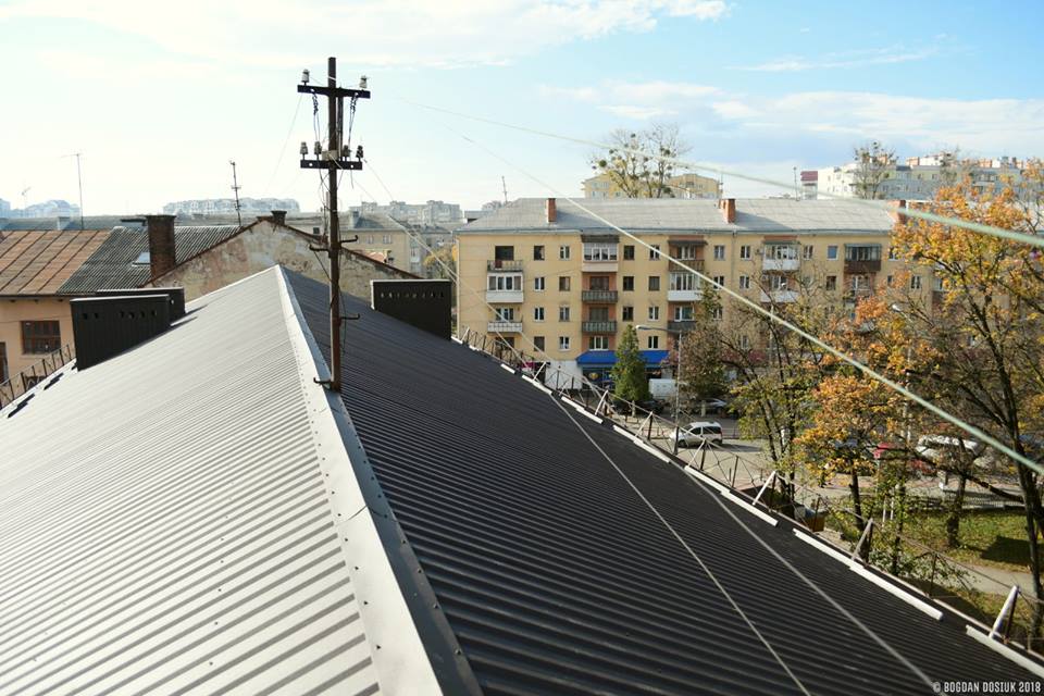 Цьогоріч КП “МІУК” відремонтувало дахи у 22 будинках