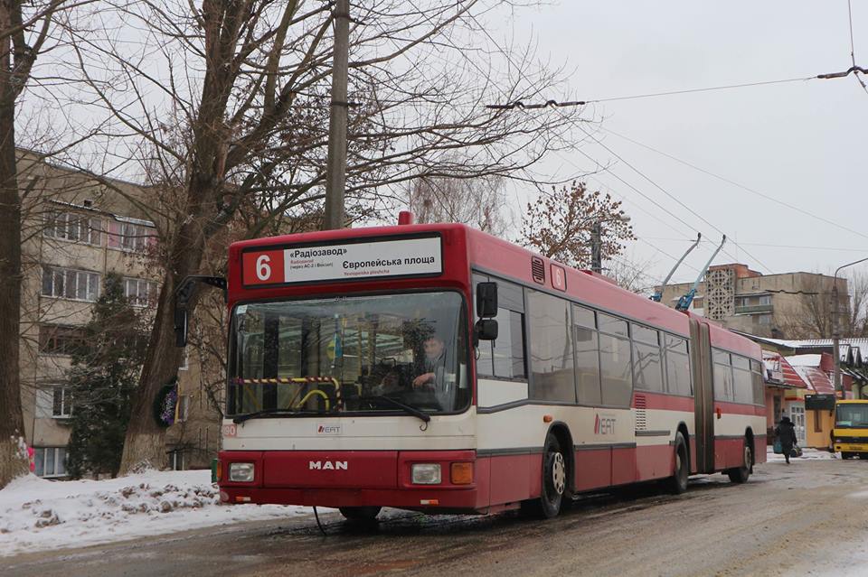 Франківськом курсуватимуть два тролейбуси, вартістю майже чотири мільйона гривень