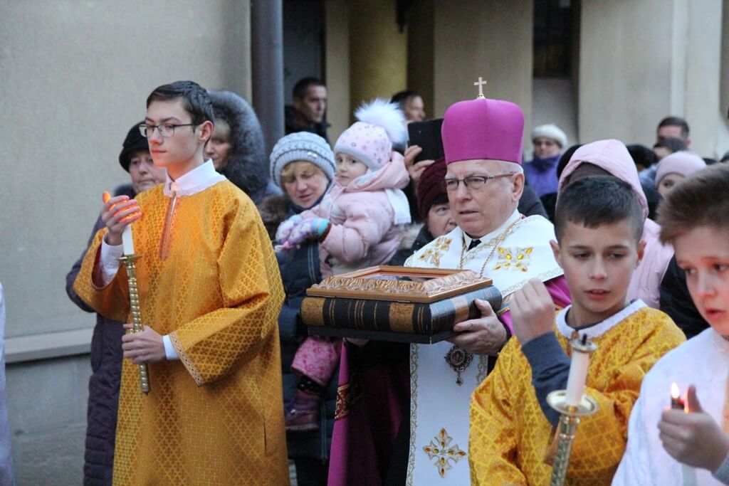 Монастирю Христа Царя в Івано-Франківську подарували мощі св. Івана Павла ІІ (ФОТО)