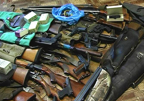 Майже 200 випадків незаконного обігу зброї зафіксували минулого року на Прикарпатті