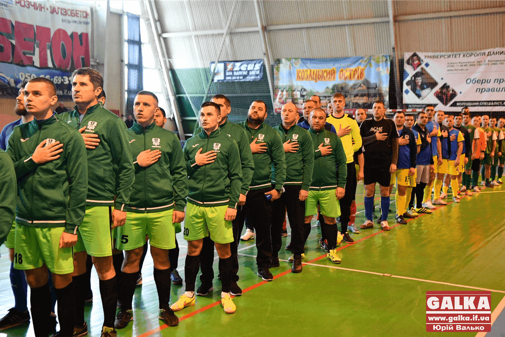 У Франківську атовці розпочали футбольний турнір пам’яті полеглих захисників ДАПу (ФОТО)