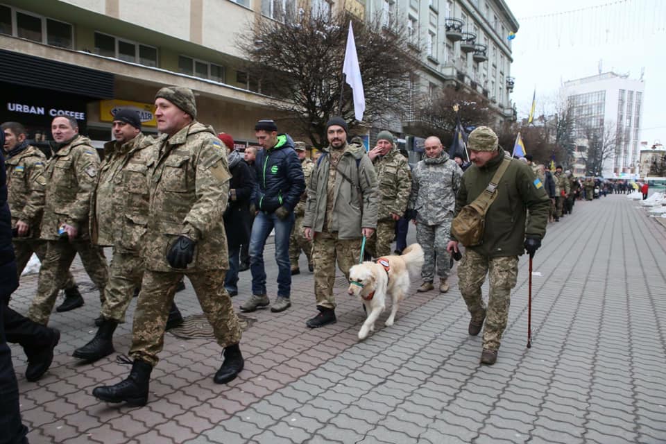 В Івано-Франківську пам’ятною ходою вшанують захисників Донецького аеропорту 