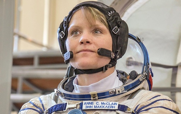 Вперше в історії відразу дві жінки вийдуть у відкритий космос