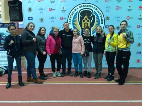 Сім золотих медалей привезли прикарпатські боксерки з чемпіонату України