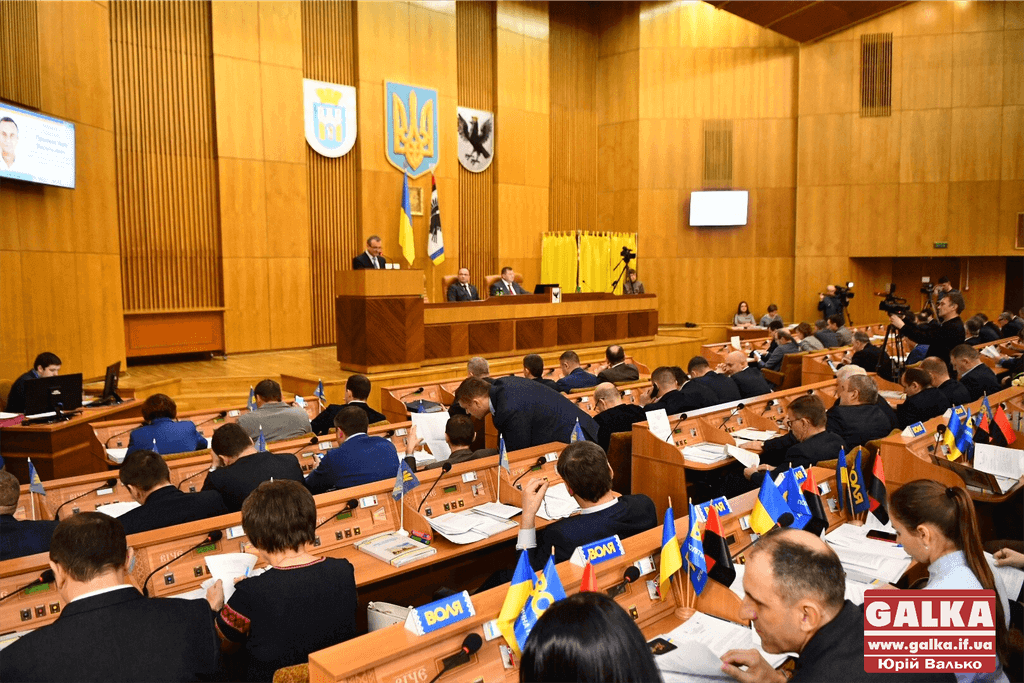 Прикарпатські депутати вимагають в “Укрзалізниці” більше вагонів для зерна (ФОТО)