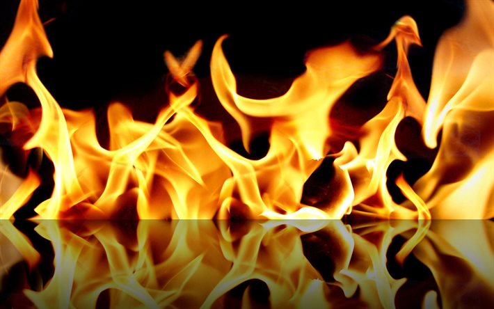 Впродовж доби на Прикарпатті у пожежі загинула людина, ще одна -травмована