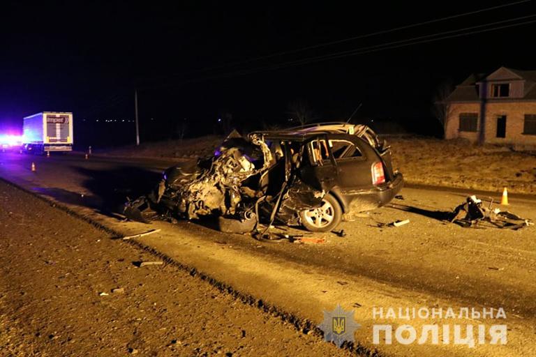 Подробиці аварії на Снятинщині: загиблий водій намагався обігнати автопоїзд (ФОТО)