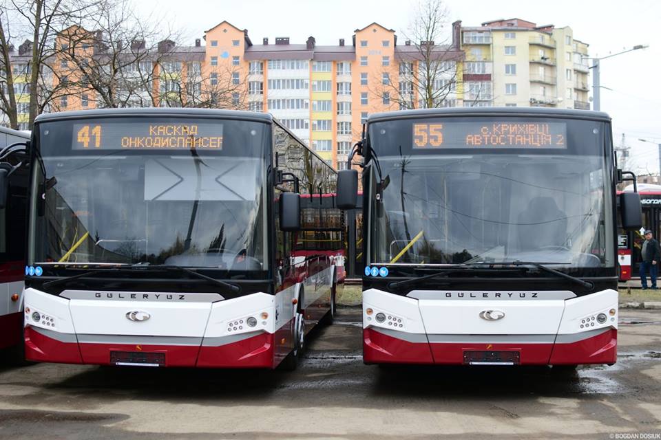 У Франківську комунальні автобуси курсуватимуть відповідно до прибуття поїздів