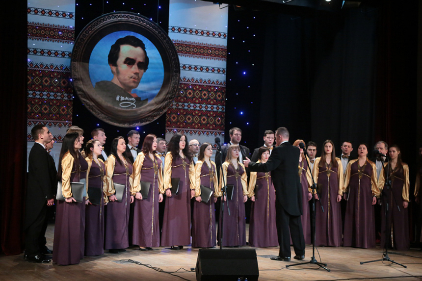 В Івано-Франківську концертом відзначили 205-ту річницю від дня народження Кобзаря (ФОТО)