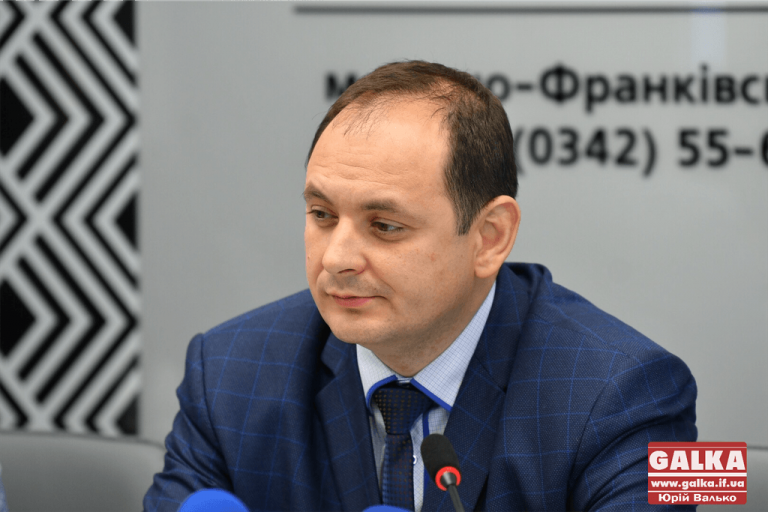 Марцінків підтримав мера Черкас, якого викликають на допит за передчасне послаблення карантину
