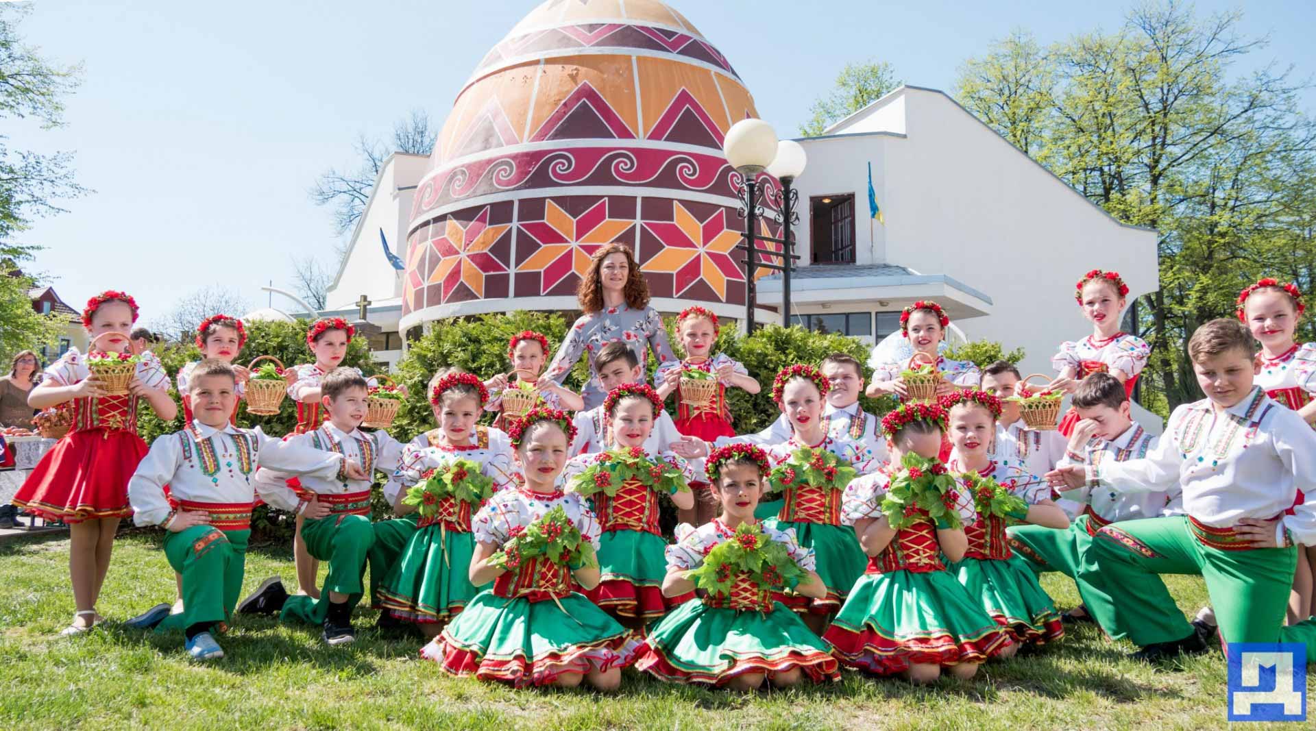 Прикарпатців кличуть на всеукраїнський фольклорний фестиваль “Писанка” (ПРОГРАМА)