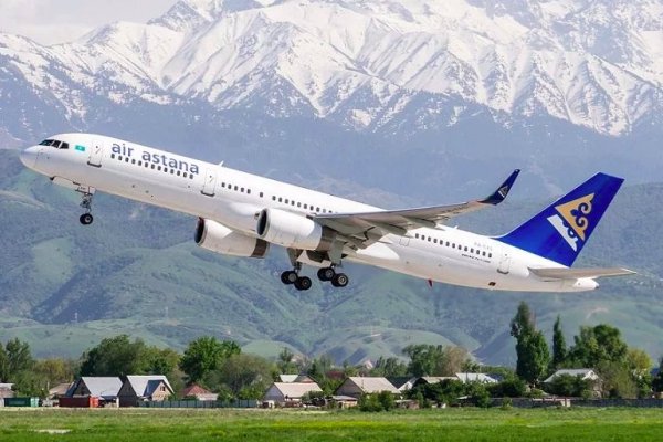 Казахстанська авіакомпанія обговорює запуск рейсів до Львова