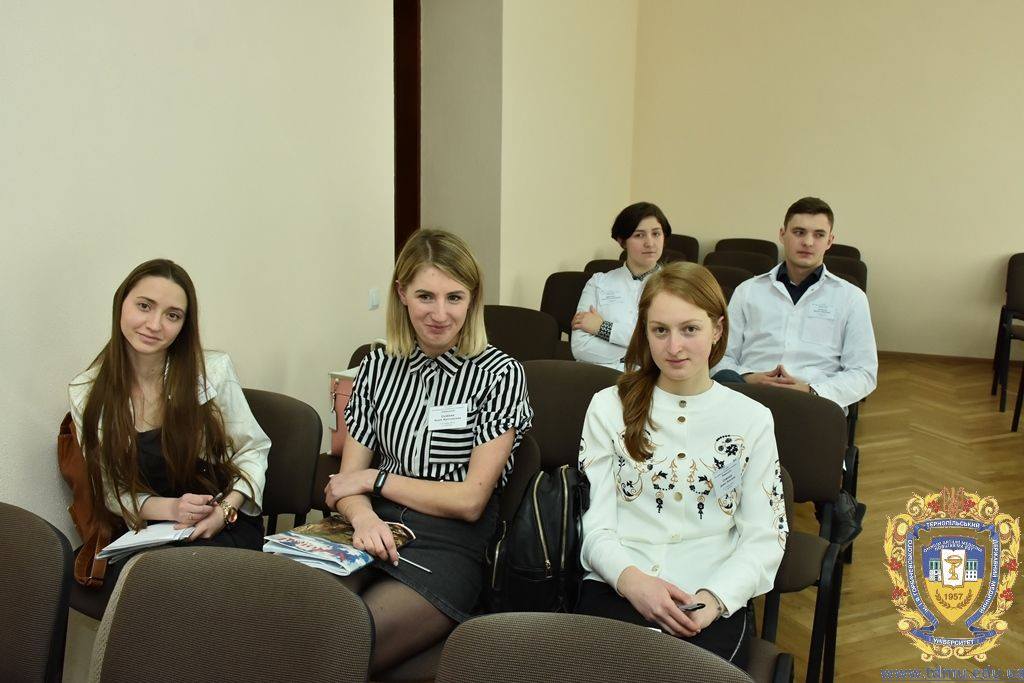 Студентки франківського вишу відзначилися на Всеукраїнській олімпіаді з онкології (ФОТО)