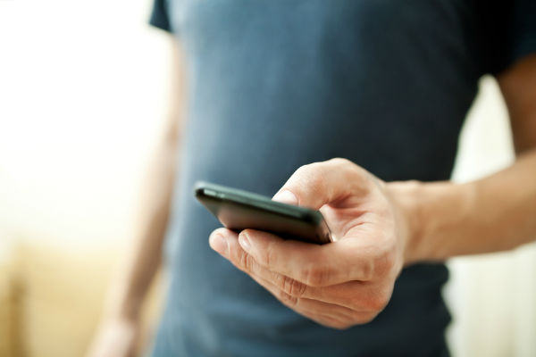 Скарги і заявки онлайн: МІУК запускає власний мобільний додаток
