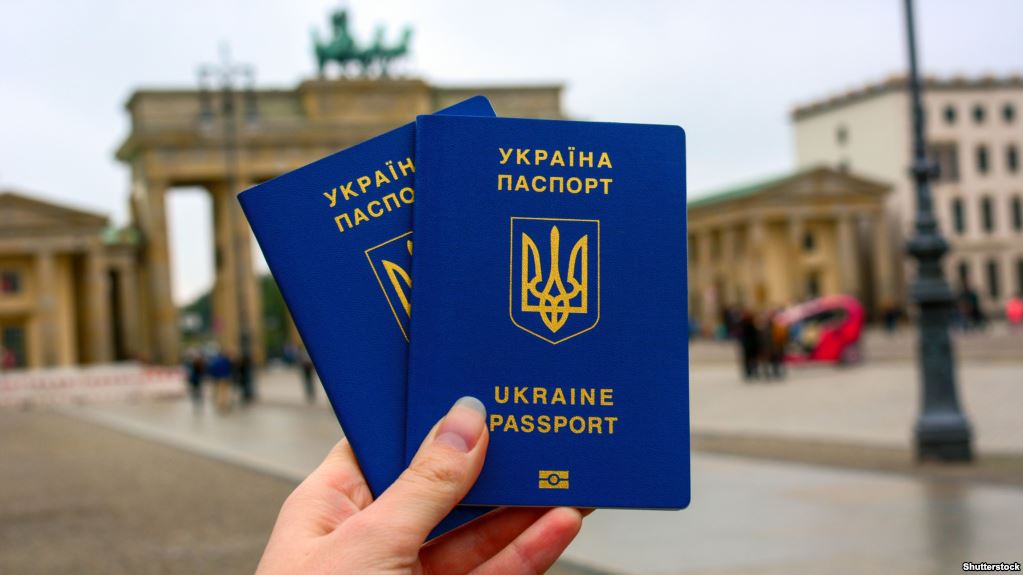 Понад два мільйони українців скористалися безвізом за 2 роки