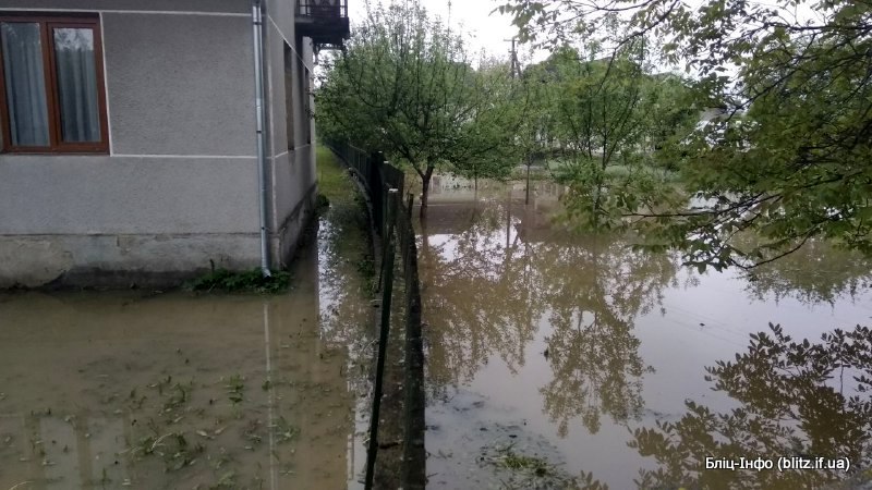 Прориву дамби не було: у Ямницькій ОТГ розповіли подробиці нічного затоплення (ФОТО)