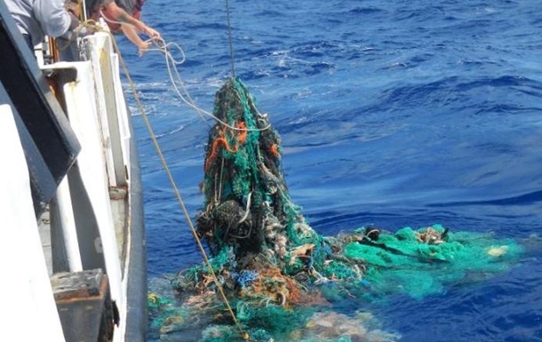 У Тихий океан запустили “пастку” для сміття
