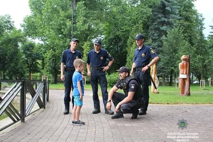 Поліція посилила патрулювання у міському парку (ФОТО)