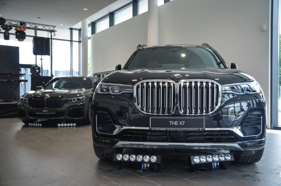 Задоволення за кермом: в Івано-Франківську відкрили автоцентр преміум класу автомобілів BMW (ФОТО)