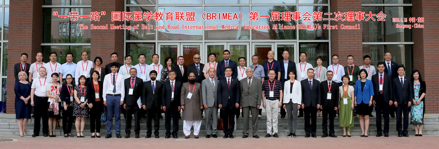 Міжнародні зв’язки. Представник ІФНМУ взяв участь у медичному форумі в Китаї (ФОТО)