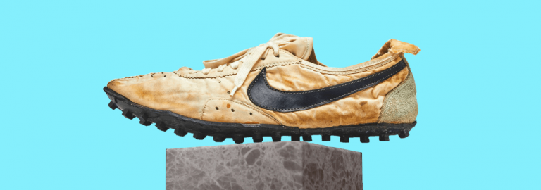 Пару поношених кросівок Nike продали за рекордні $ 437 000 (ФОТО, ВІДЕО)