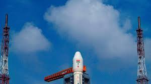 Індія запустила на Місяць ракету з орбітальною станцією і місяцеходом