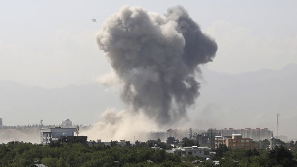 В Афганістані на весіллі прогримів вибух: 63 загиблих