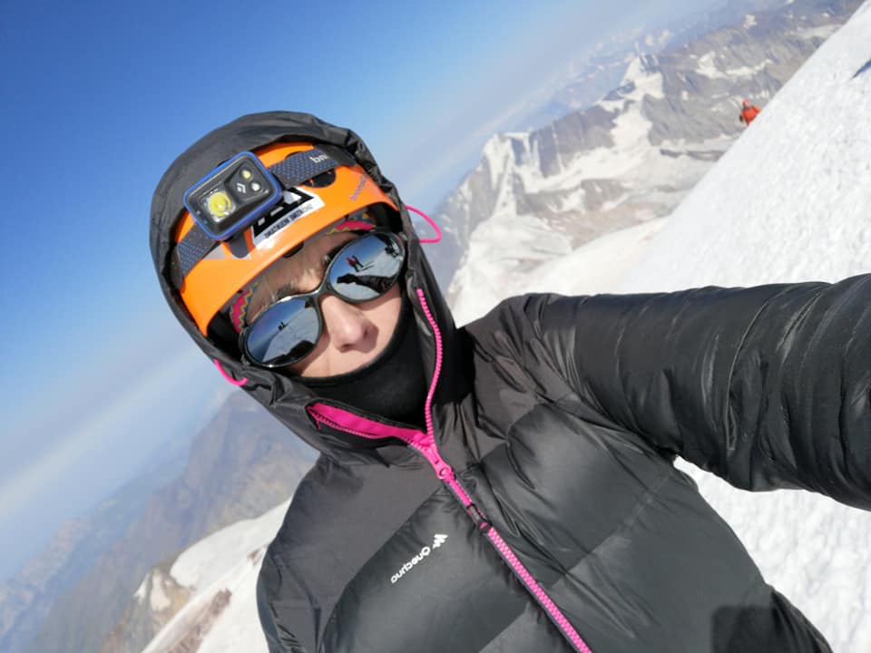 Понад 5 000 метрів: франківська мандрівниця підкорила кавказьку вершину Казбек (ФОТО)