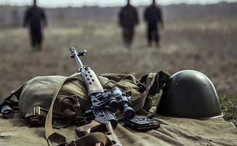 Обстріли на Донбасі: загинув український боєць, ще двоє поранені