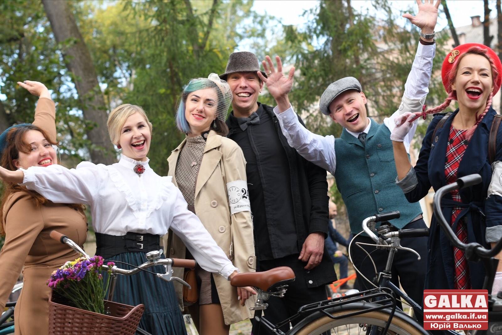 У Франківську провели велопарад “Ретро Круїз” (ФОТО, ВІДЕО)