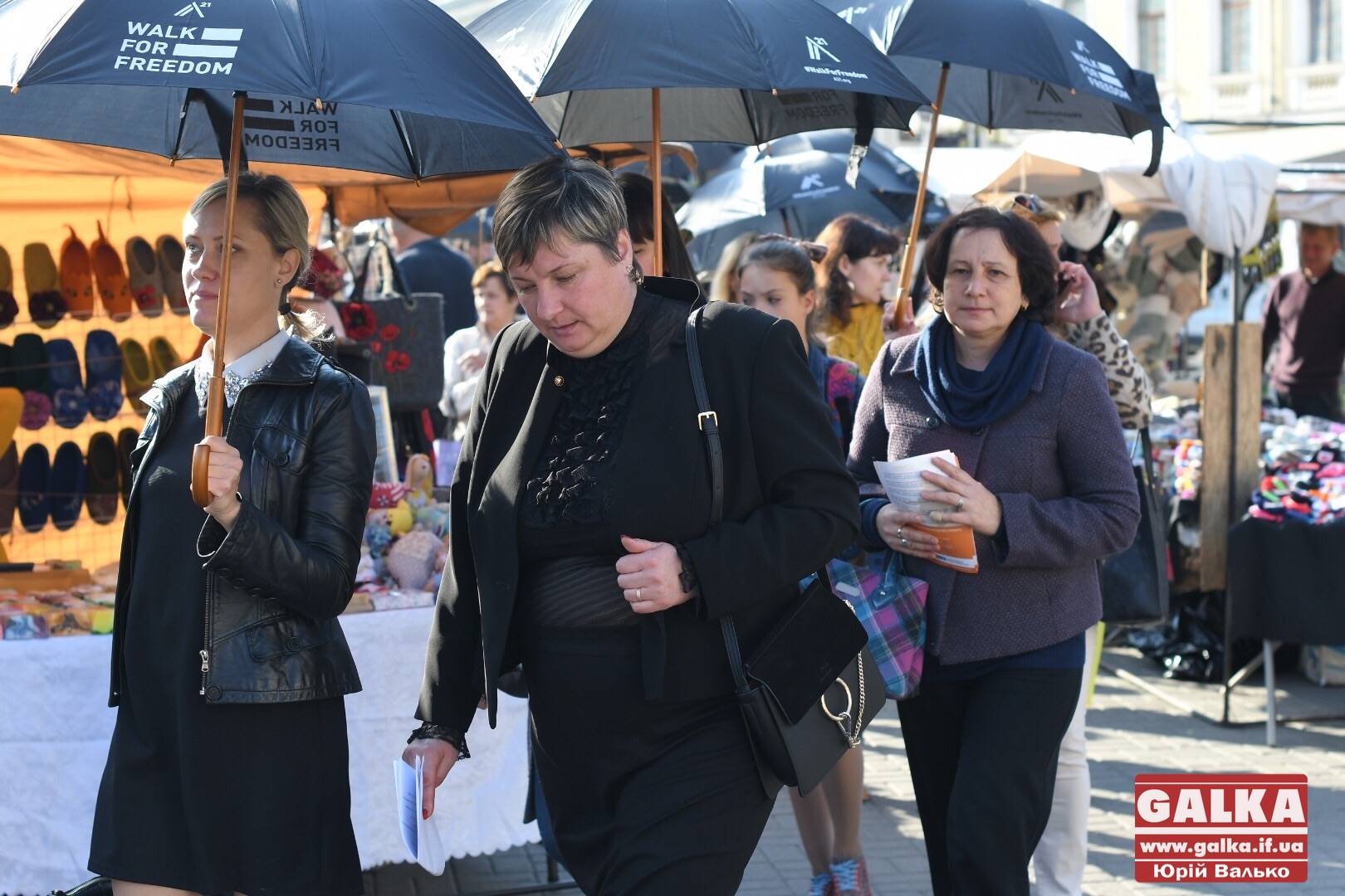 Вулицями Франківська пройшла мовчазна хода проти торгівлі людьми (фоторепортаж)