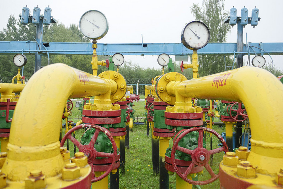 Уряд зобов’язав “Нафтогаз” поставляти газ до ОРДЛО без урахування боргів