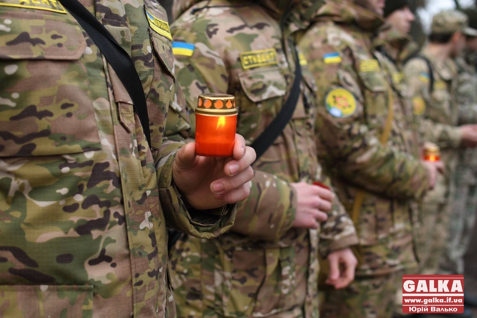 Цьогоріч троє бійців прикарпатської “десятки” загинули від снайперської кулі на Донбасі